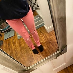 Pink American eagle ripped skinny jeans